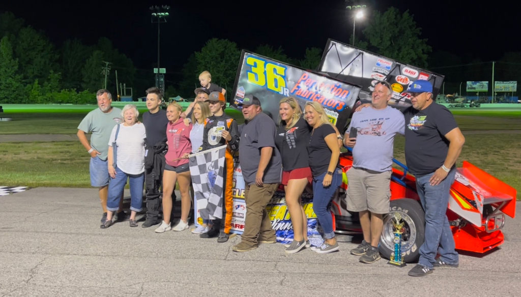 HENES CLAIMS LORAIN MSR LIGHTS EVENT