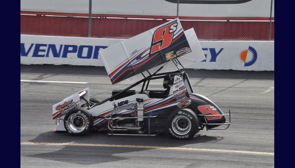 Charlie Schultz (9s) hopes to add a sprint car championship to his racing resume this season with Must See Racing.